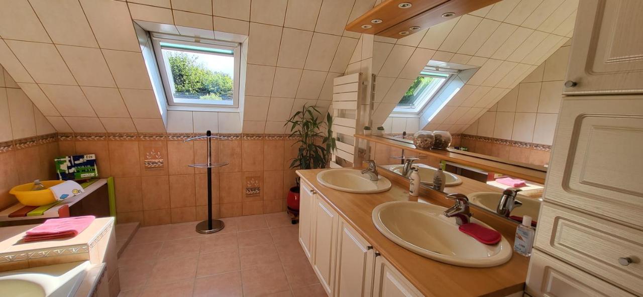 Grande Chambre Sdb Privee Avec Balcon Lannion Εξωτερικό φωτογραφία